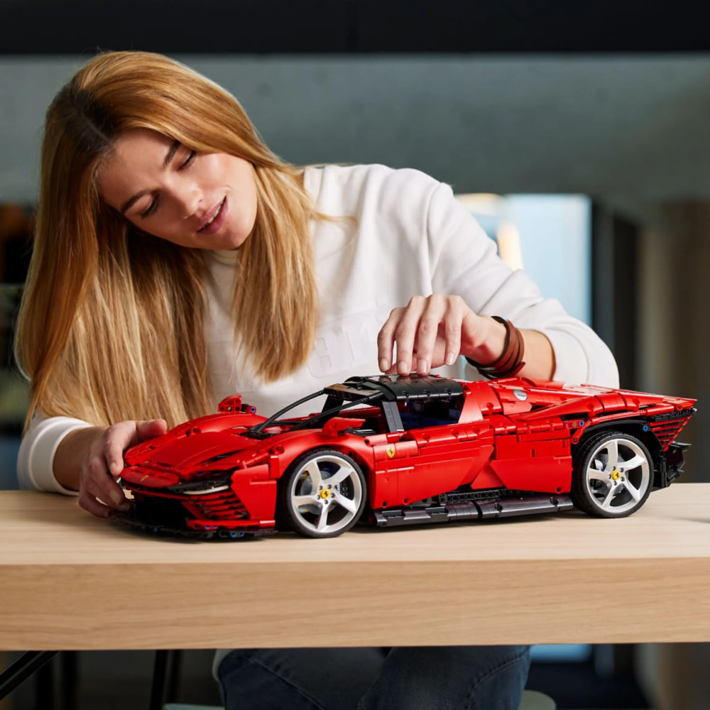 LEGO Ferrari Daytona SP3